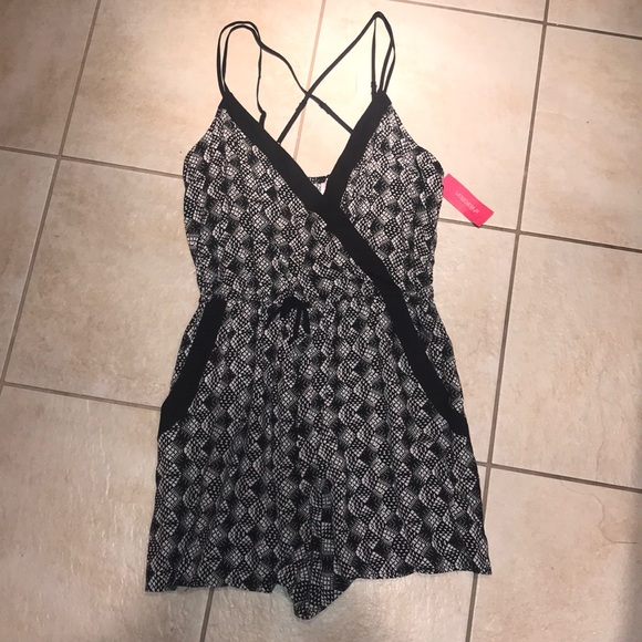 Xhilaration Other - Patterned Romper